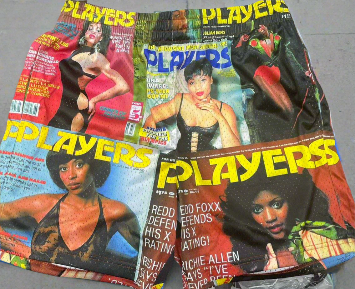 Vintage Players Magazine Short